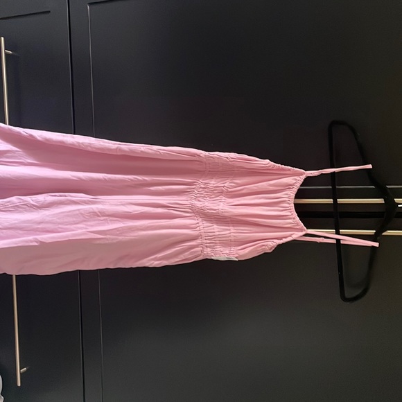 Brand new pink jumpsuit! Tag on, never worn (medium) - Picture 1 of 4